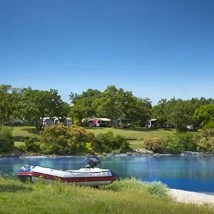 Ferienhaus Victoria Mobilehome In Solaris Fkk Naturist, Poreč